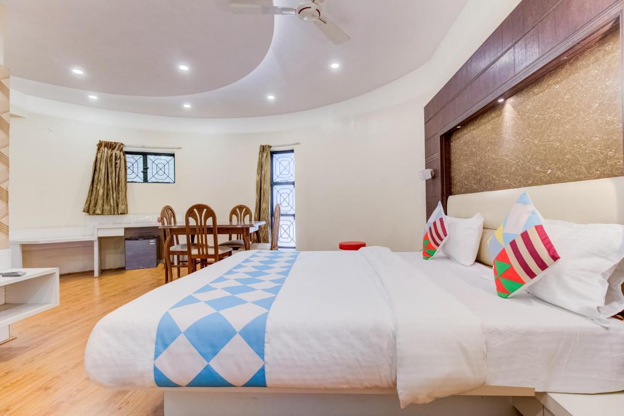 נאסיק Hotel Tapovan מראה חיצוני תמונה